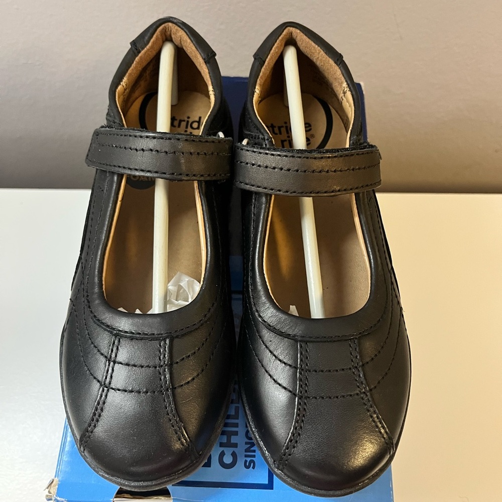Stride Rite Kids Unisex Black Claire Mary Jane. Girl size 12.5 New In Box.